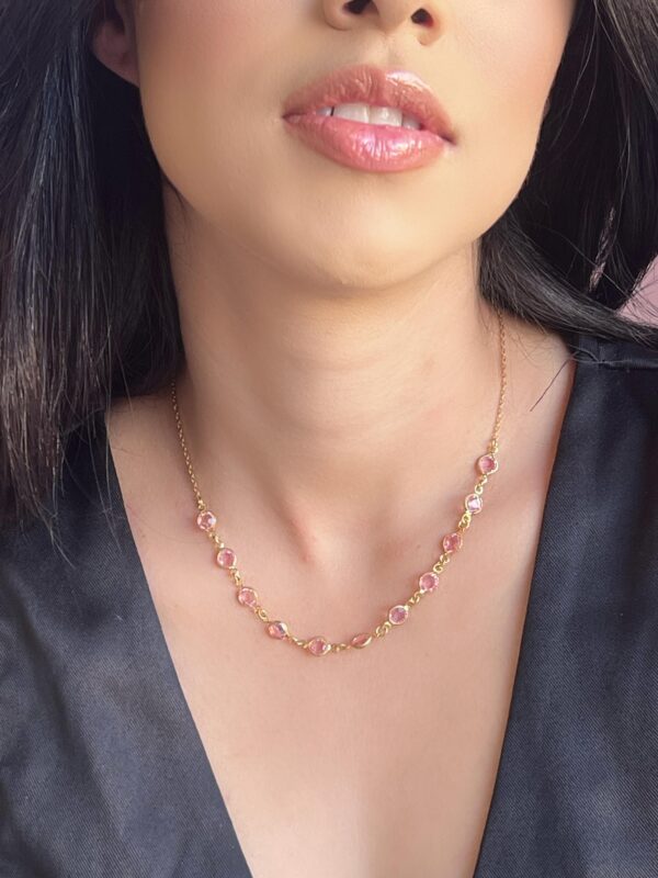 Choker Dourada Cristal Pedra Rose