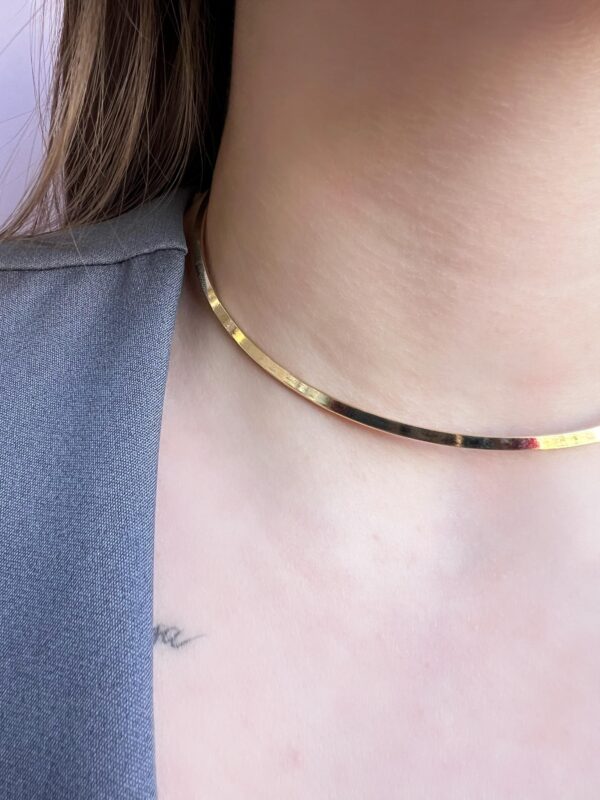 Choker Aro Lisa Dourada