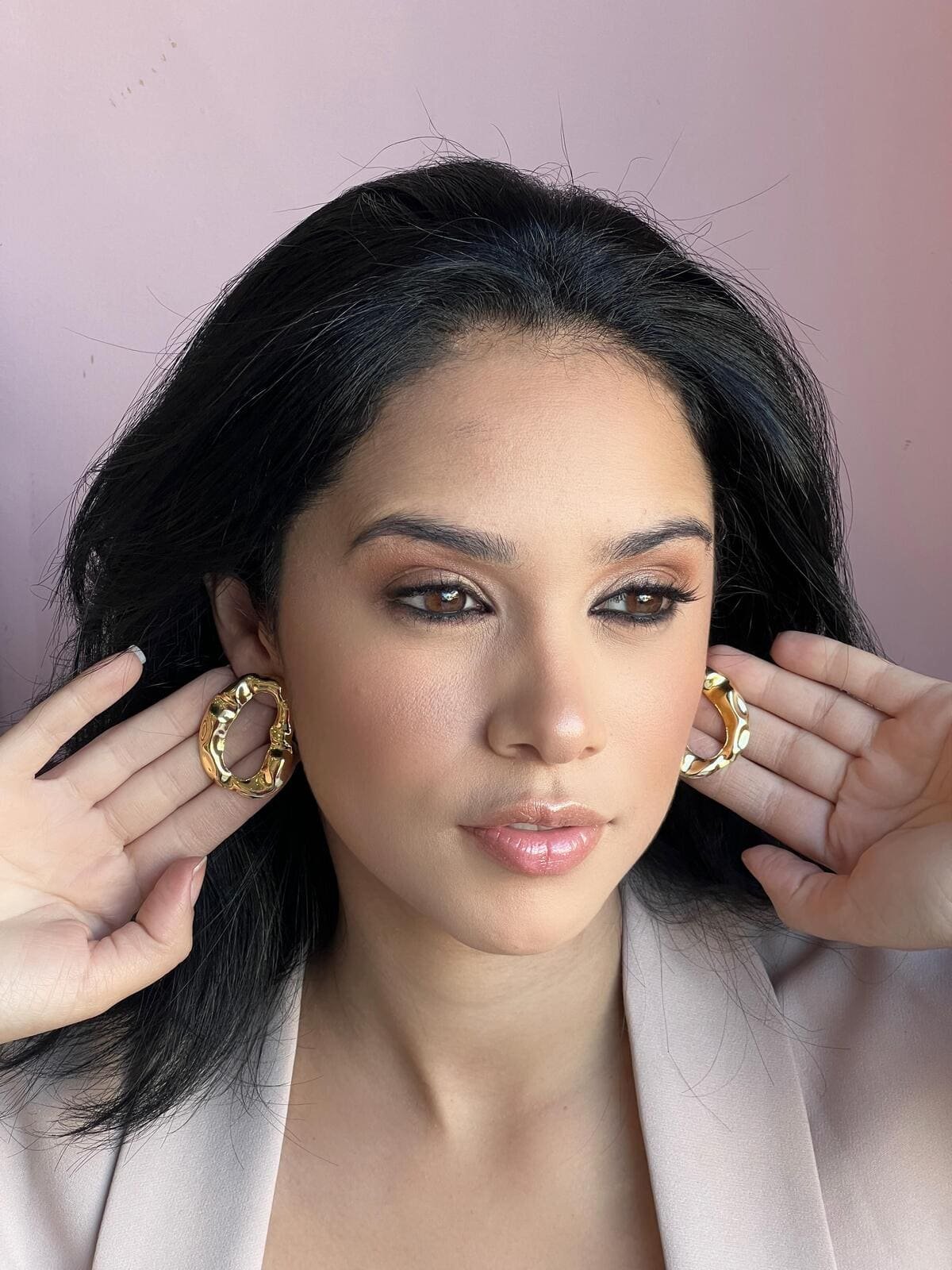 Brinco Orgânico Premium Dourado 1 Brilho Na Pele Acessórios Brinco Orgânico Premium Dourado