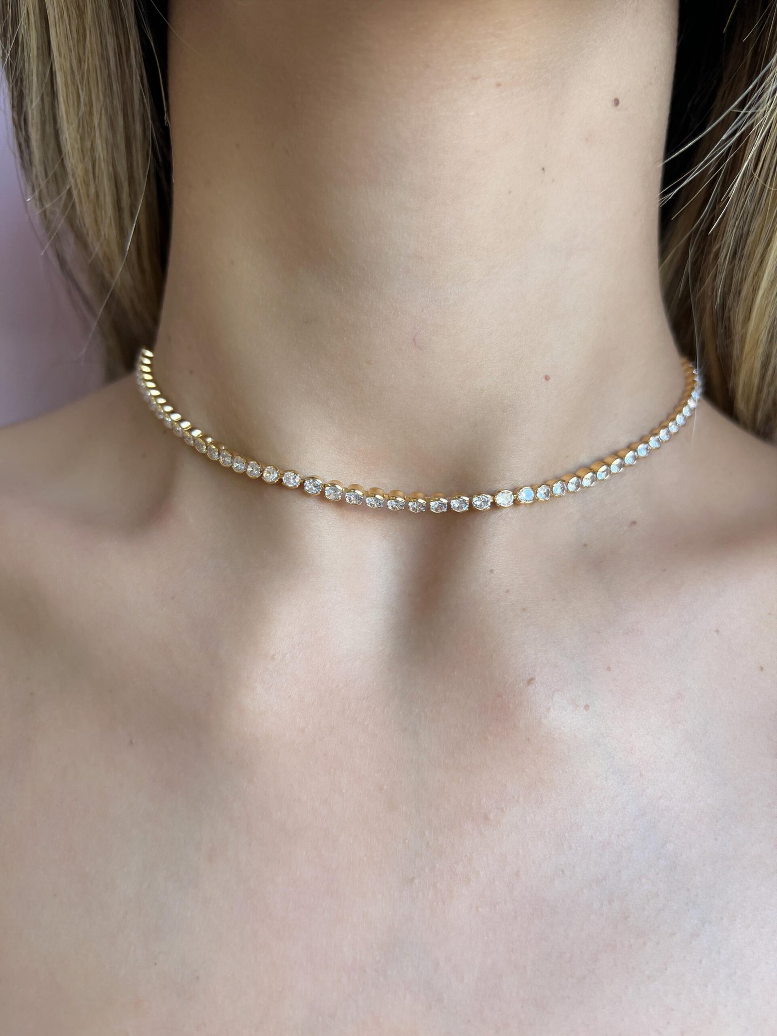 Choker Riviera Zircônia Redonda Dourada 2 Brilho Na Pele Acessórios Choker Riviera Zircônia Redonda Dourada - Imagem 2