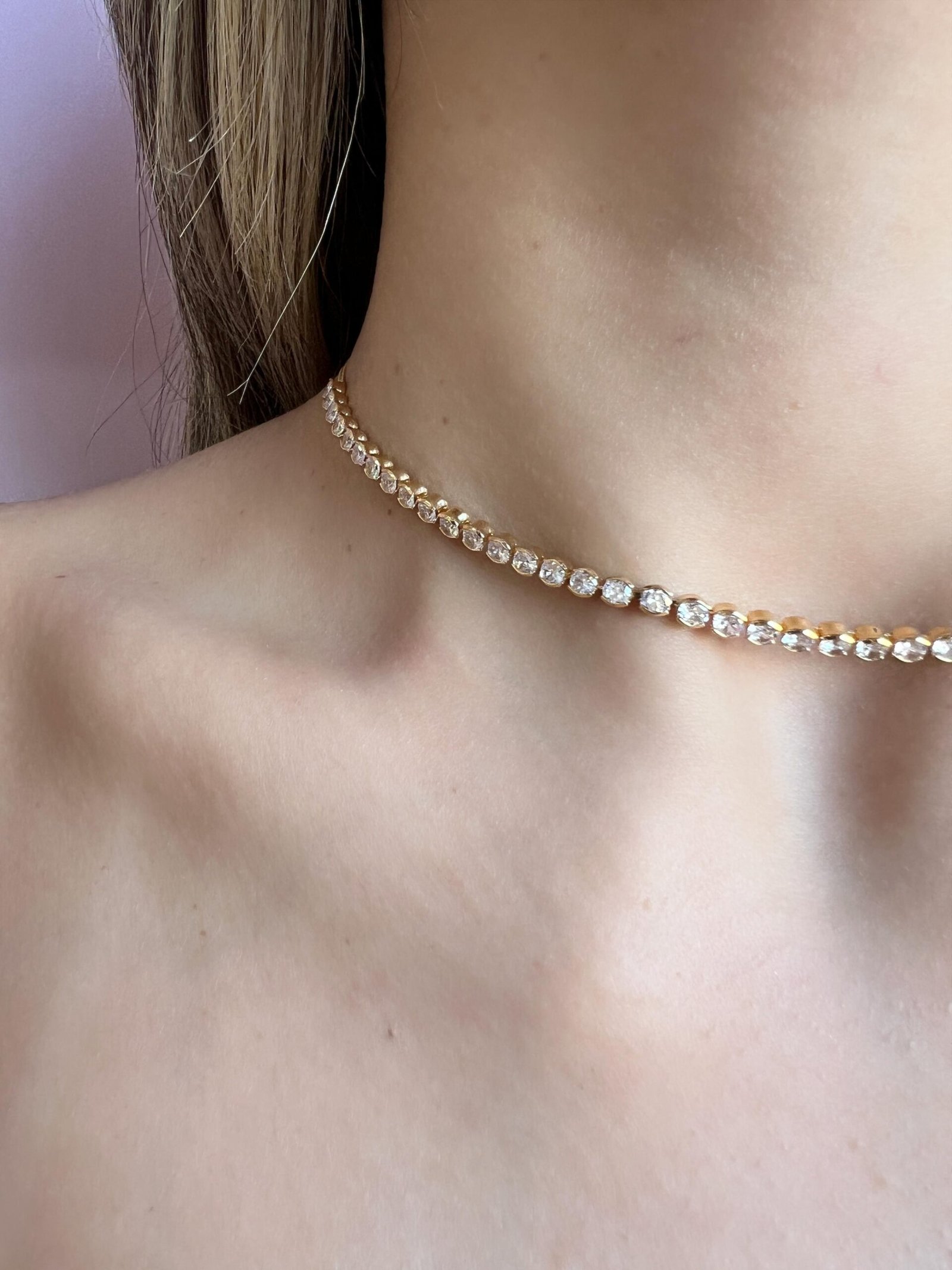 Choker Riviera Zircônia Redonda Dourada 3 Brilho Na Pele Acessórios Choker Riviera Zircônia Redonda Dourada - Imagem 3