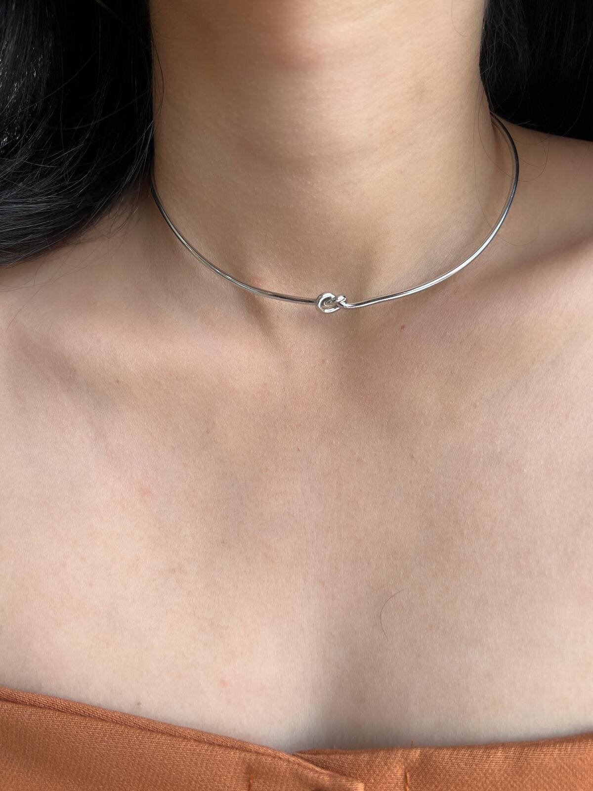 Choker Aro Níquel Nó 2 Brilho Na Pele Acessórios Choker Aro Níquel Nó - Imagem 2