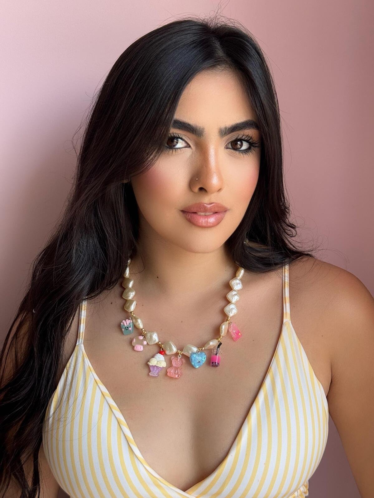 Colar Charm Pérola Barroca 1 Brilho Na Pele Acessórios Colar Charm Pérola Barroca