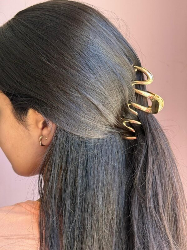 Presilha Piranha Ondas Metal Dourada