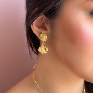 Brinco Fish Concha Shell Dourado