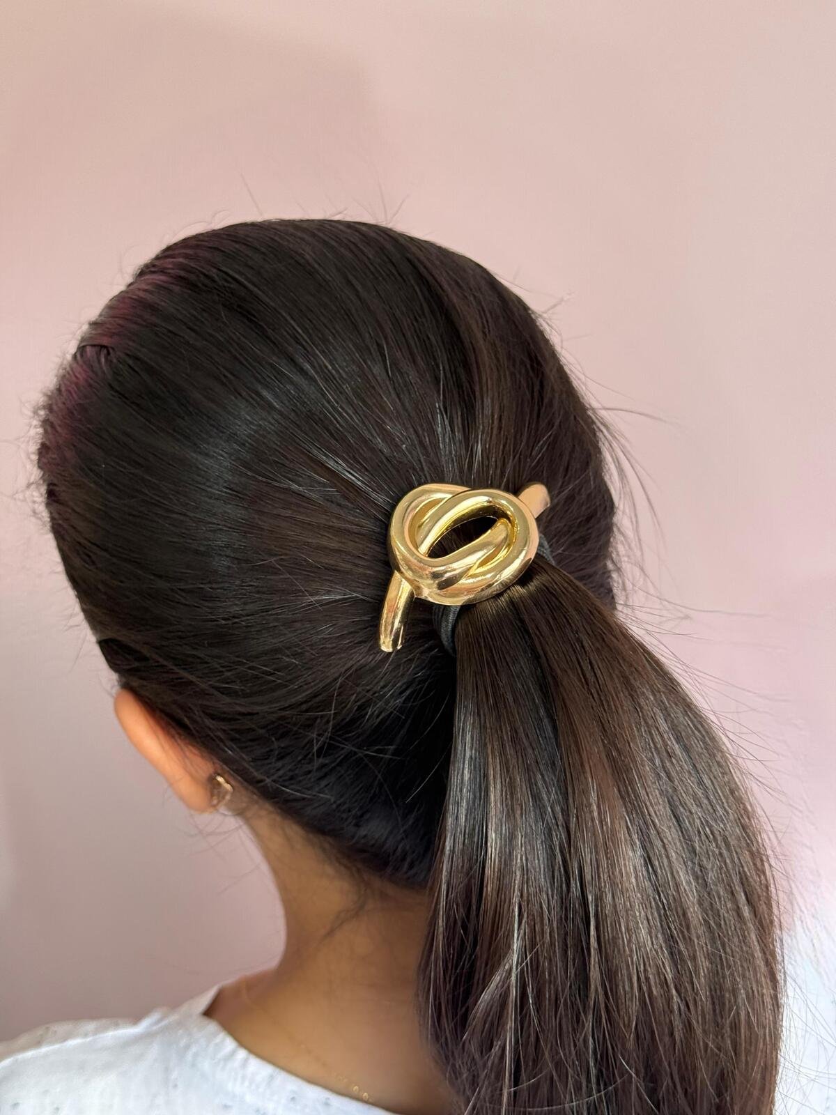 Elastico De Cabelo Metal Nó 2 Brilho Na Pele Acessórios Elastico De Cabelo Metal Nó - Imagem 2