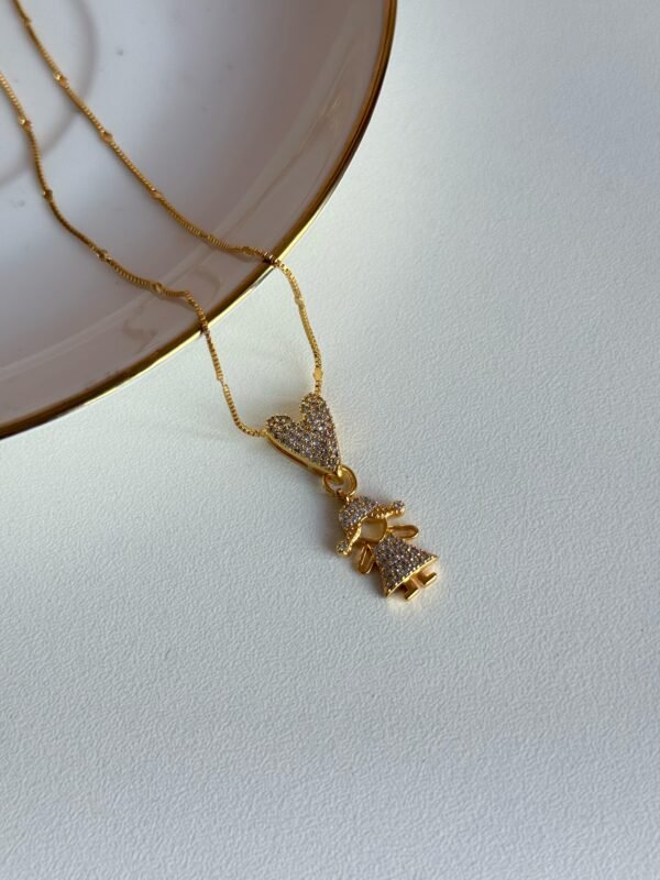 Colar Menina do Meu Coração Cravejada