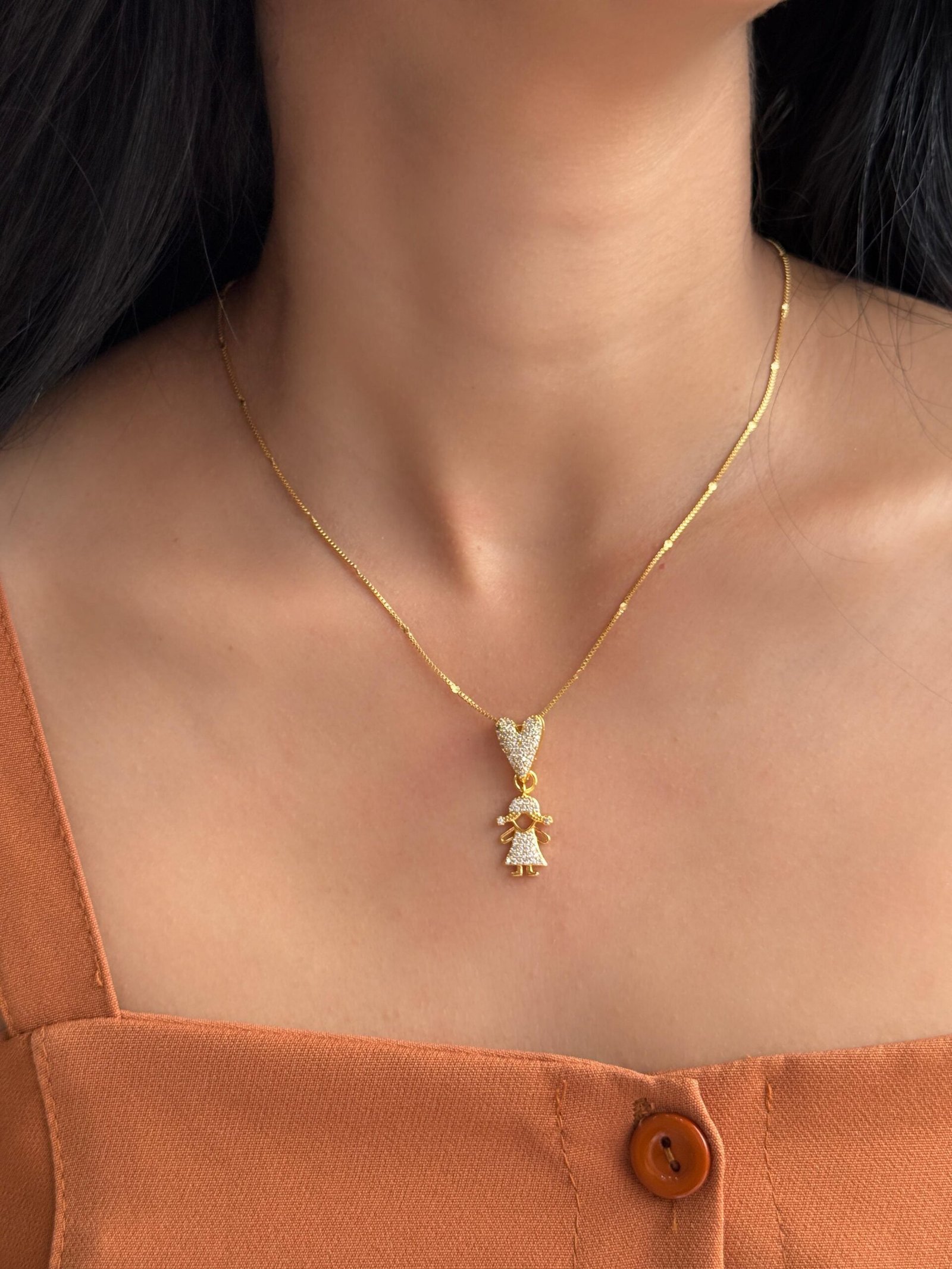 Colar Menina Do Meu Coração Cravejada 2 Brilho Na Pele Acessórios Colar Menina Do Meu Coração Cravejada - Imagem 2