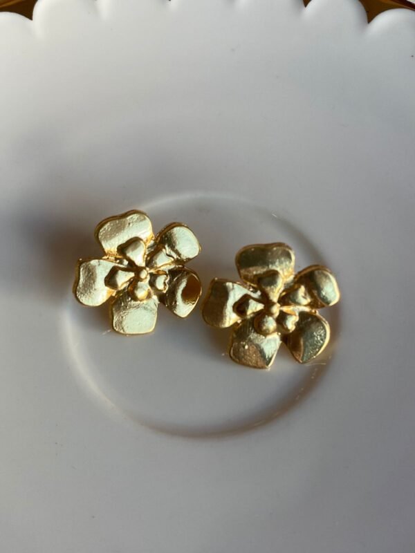 Brinco Flor Havaiana Dourado