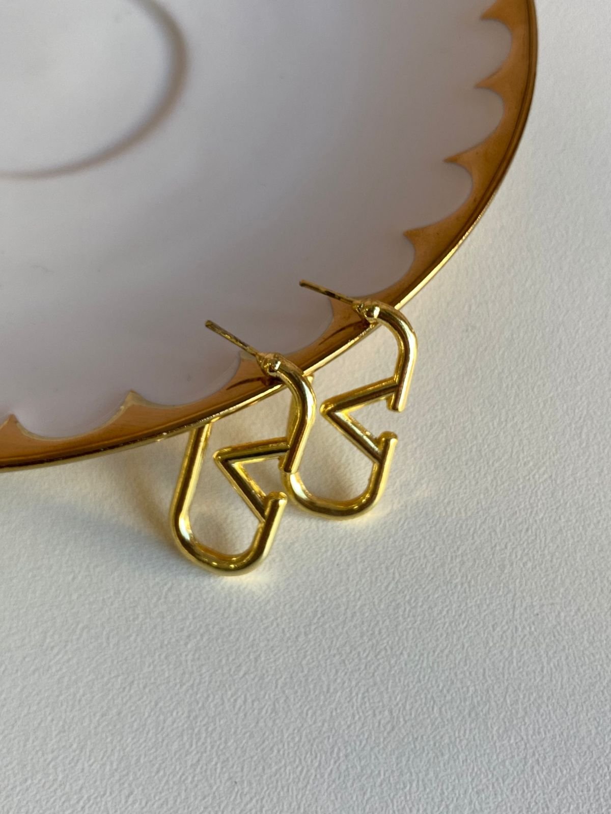 Brinco Argola Ispiraçao V 1 Brilho Na Pele Acessórios Brinco Argola Ispiraçao V