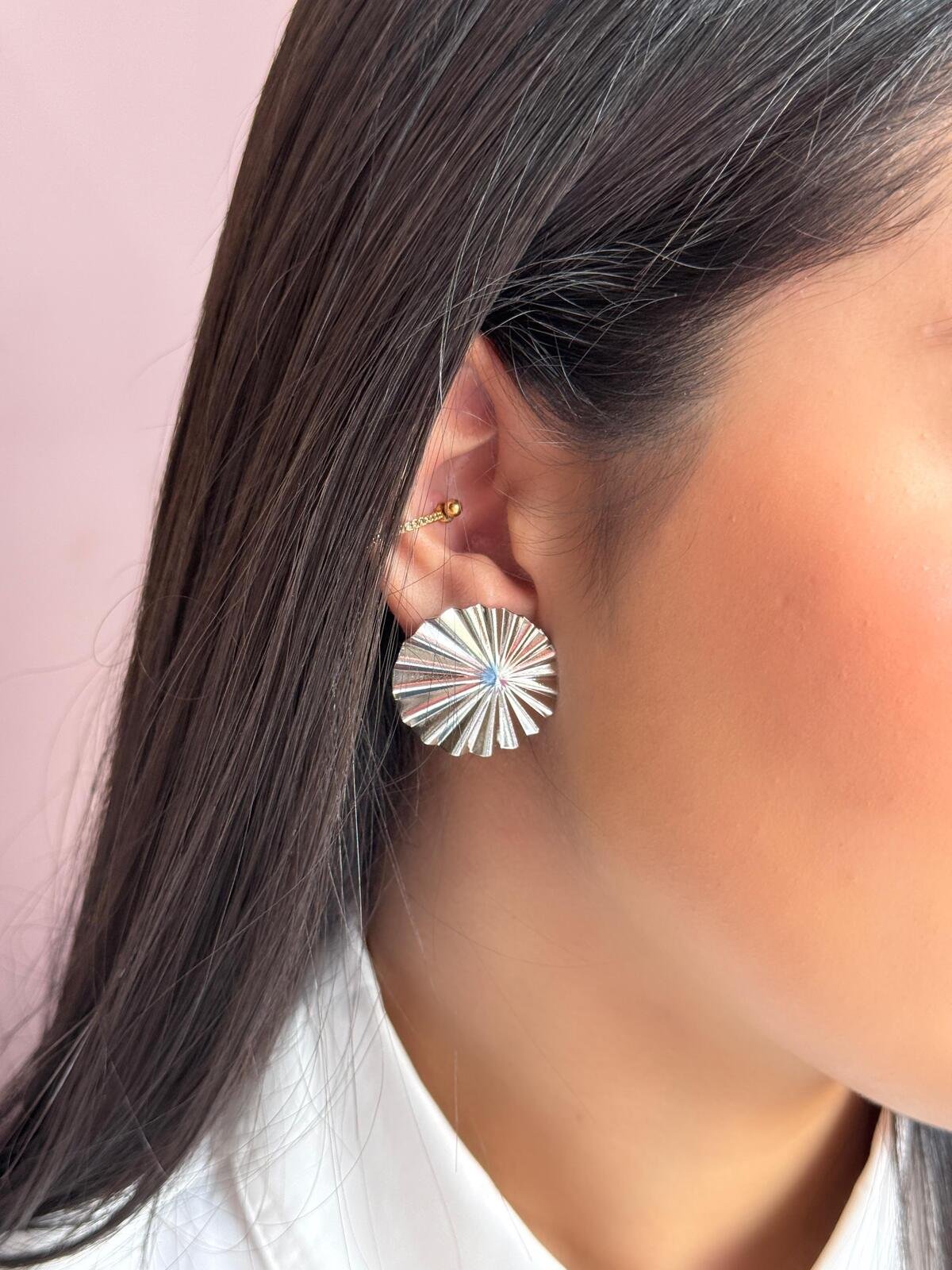 Brinco Redondo Texturizado Níquel 2 Brilho Na Pele Acessórios Brinco Redondo Texturizado Níquel - Imagem 2