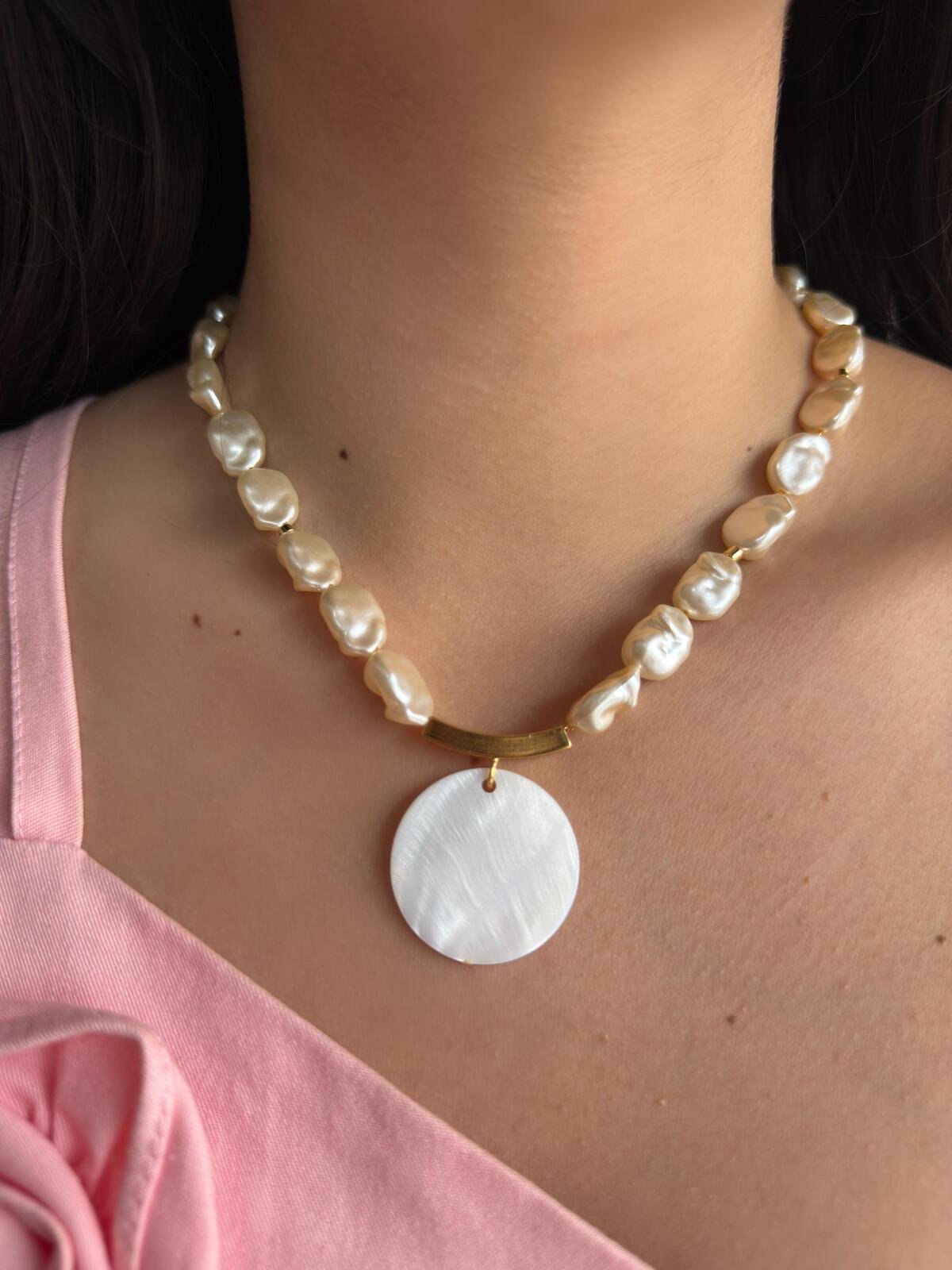 Colar Madrepérola Glam 2 Brilho Na Pele Acessórios Colar Madrepérola Glam - Imagem 2