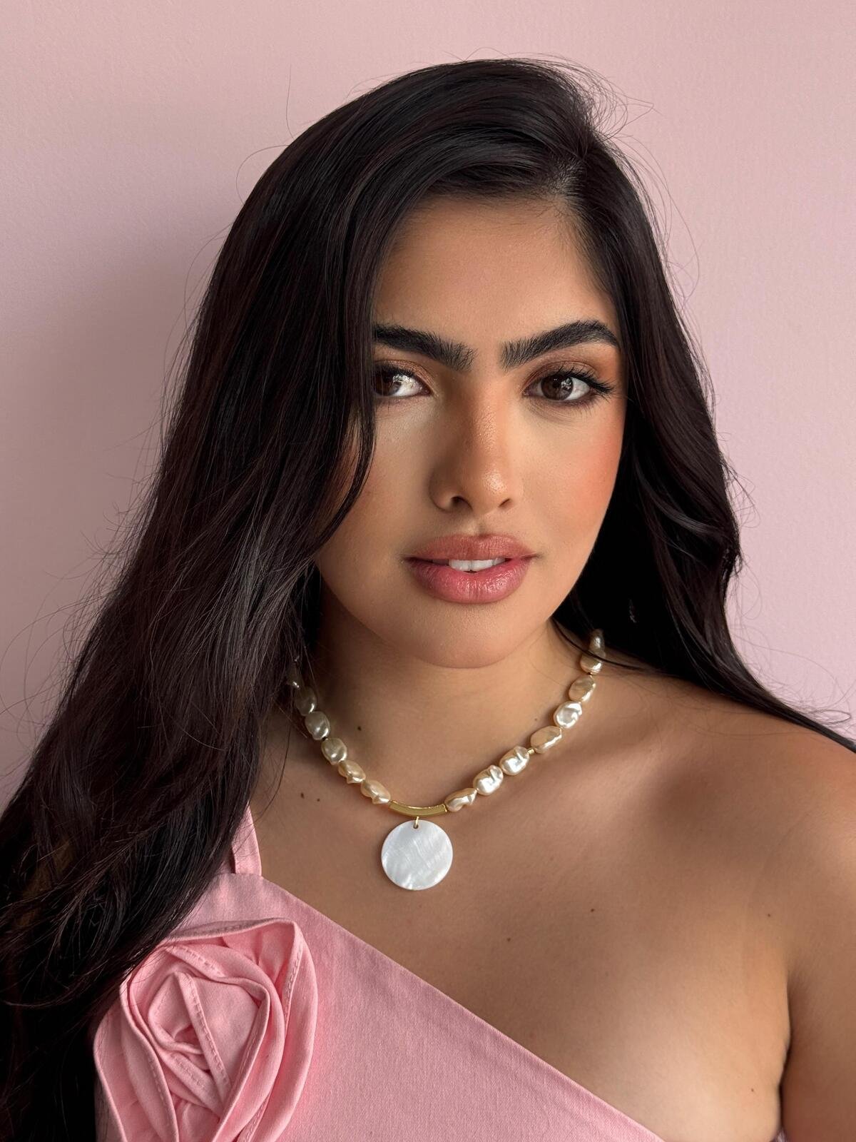 Colar Madrepérola Glam 3 Brilho Na Pele Acessórios Colar Madrepérola Glam - Imagem 3