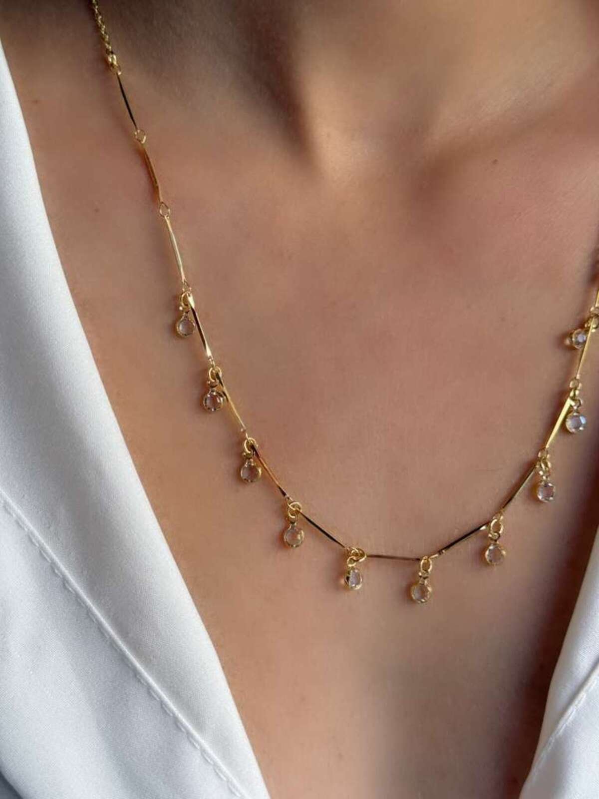 Colar longo Palitos Cristais Pendurados Dourado - Imagem 3