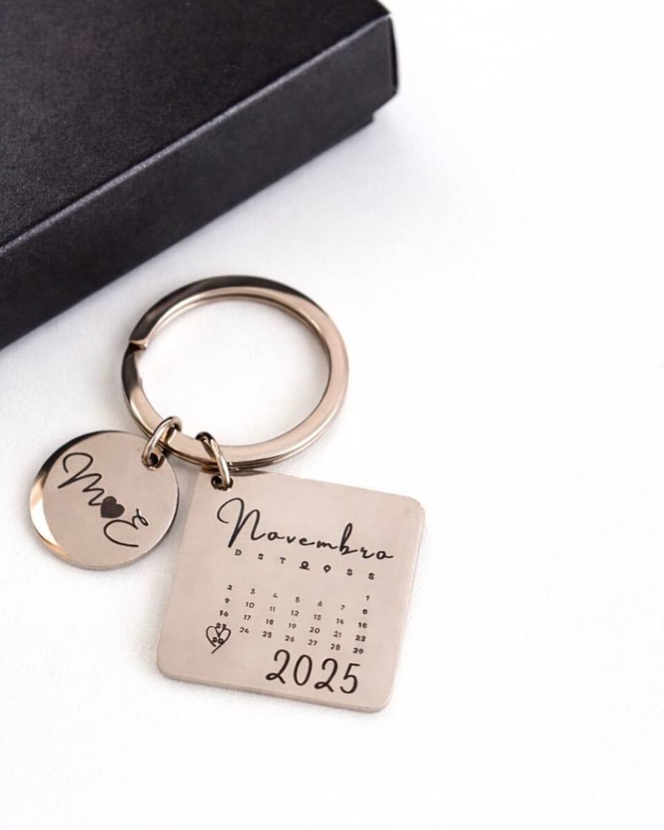 Chaveiro Personalizado Calendario - bijuteria feminina Brilho na Pele Chaveiro Personalizado Calendario - Imagem 2
